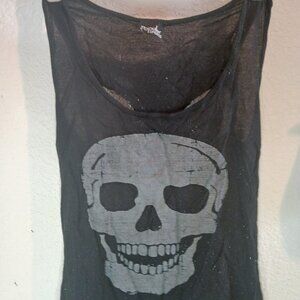 Black skull tank top